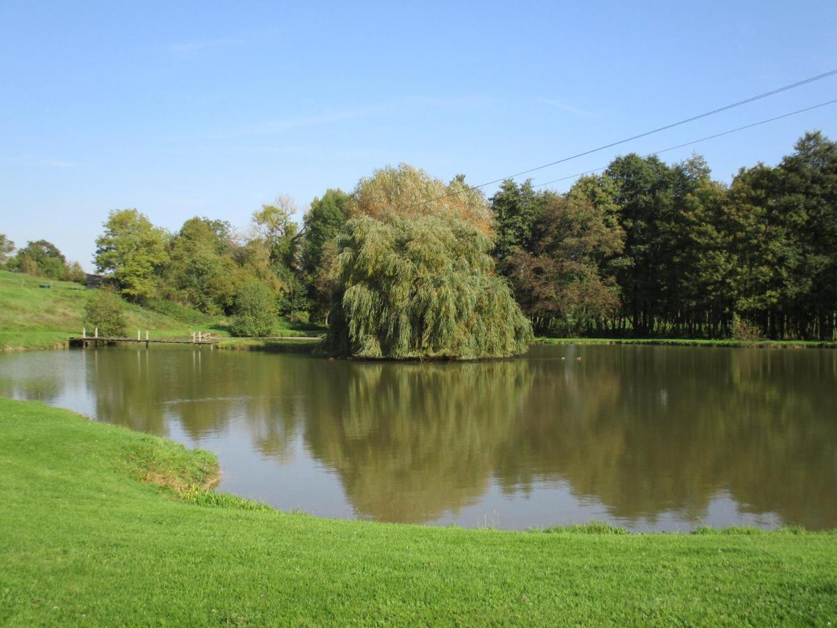 Roulotte Panoramique Du Moulin Bed & Breakfast Chatillon-sur-Marne ภายนอก รูปภาพ