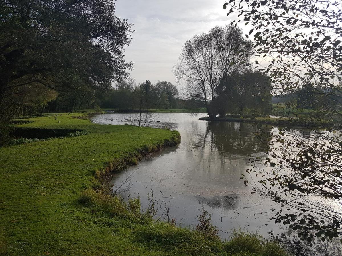 Roulotte Panoramique Du Moulin Bed & Breakfast Chatillon-sur-Marne ภายนอก รูปภาพ